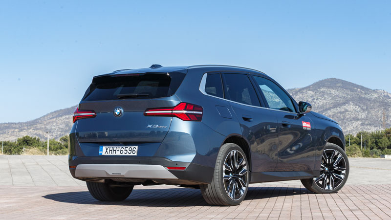 Η νέα BMW X3 μεγάλωσε σε διαστάσεις, με το σχεδιασμό της να αναβλύζει κύρος