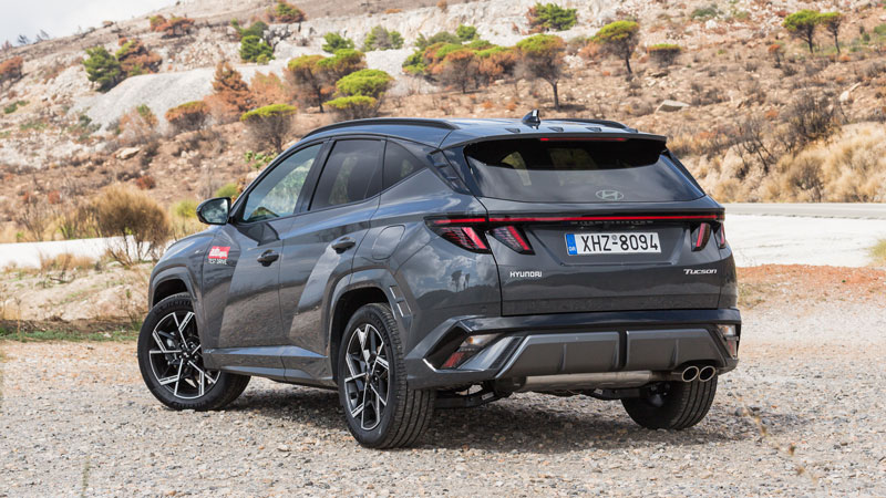 Η συνολική εικόνα του Hyundai Tucson είναι σύγχρονη, δυναμική και ταυτόχρονα κομψή.