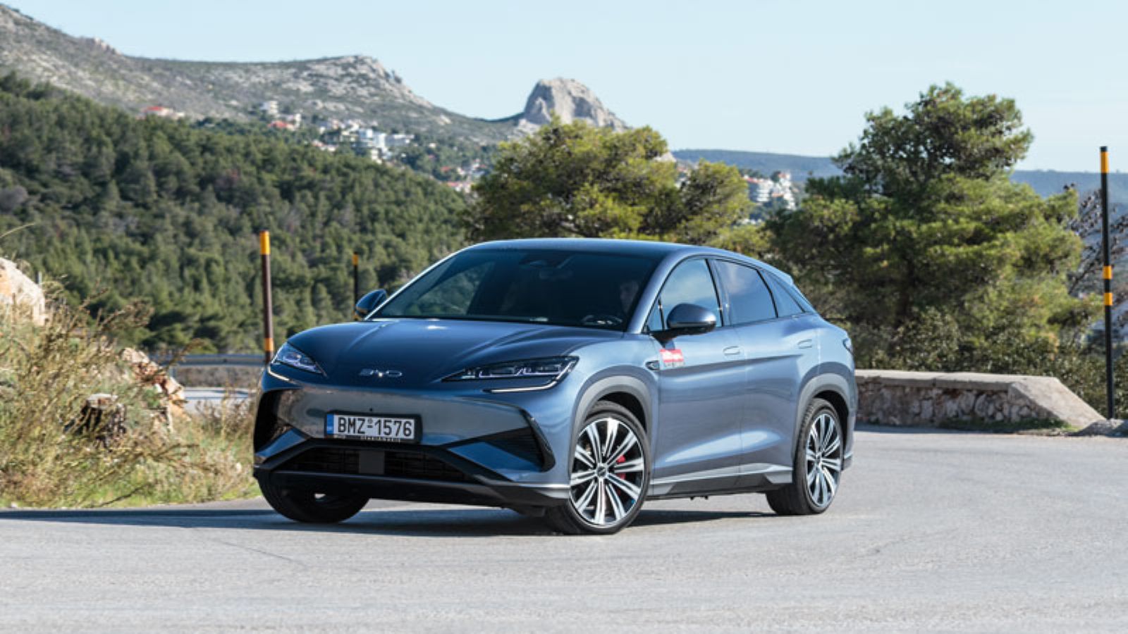 BYD Sealion 7 AWD LR: Τι βαθμό παίρνει σε κατανάλωση, χώρους, επιδόσεις, εγγυήσεις;