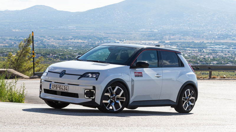 Έχει υψηλή ποιότητα κύλισης και γίνεται σπορτίφ όταν του το ζητήσεις