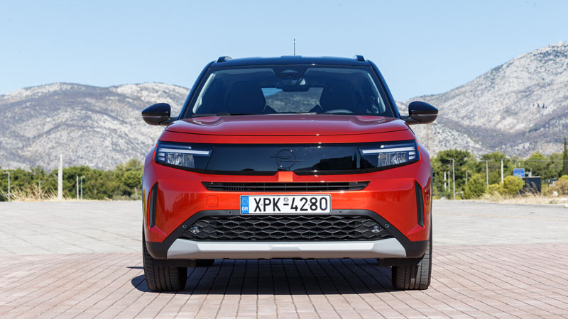 Opel Frontera Hybrid 145 PS: Έχει χώρους για 4 ψηλούς και καίει λίγο