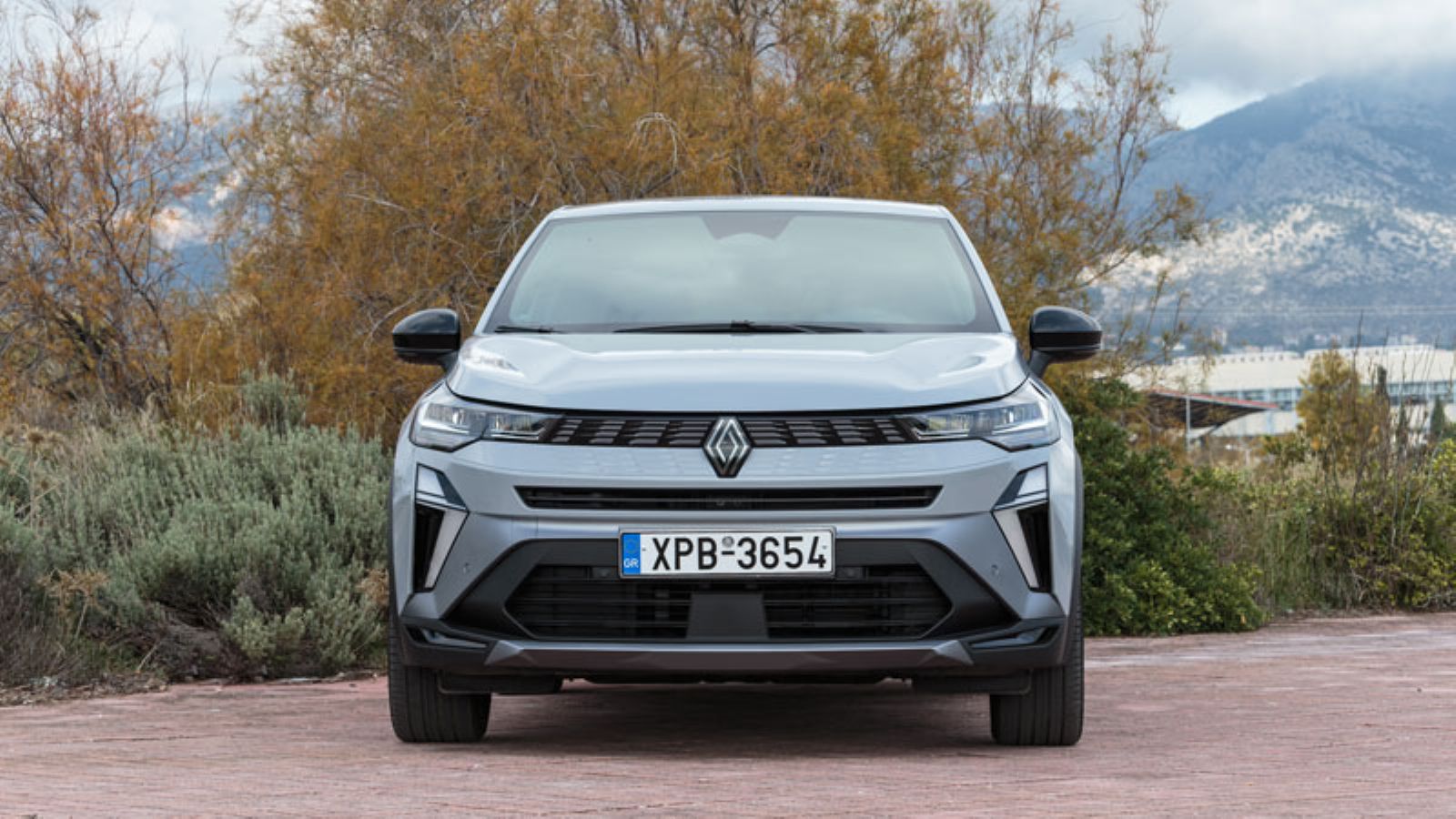 Το Renault Symbioz E-TECH από το εμπρός μέρος