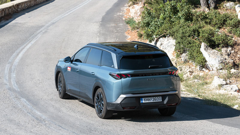 Peugeot 5008 Hybrid: 7-θέσιο SUV με premium χαρακτήρα