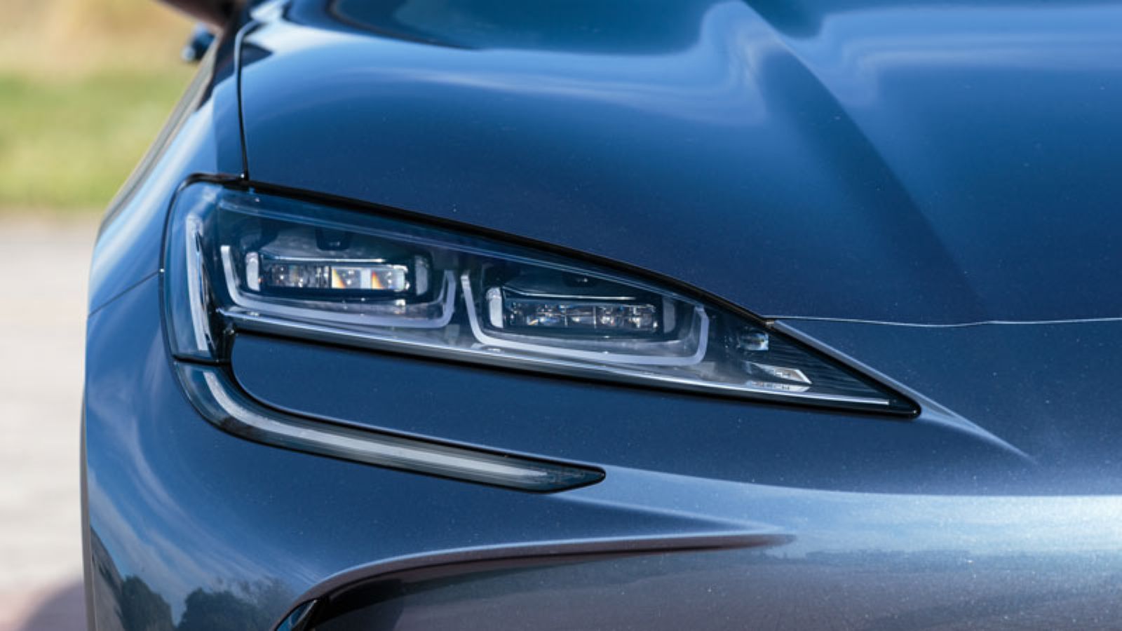 BYD Sealion 7 AWD LR 532 PS: Στυλ, χώροι και επιδόσεις