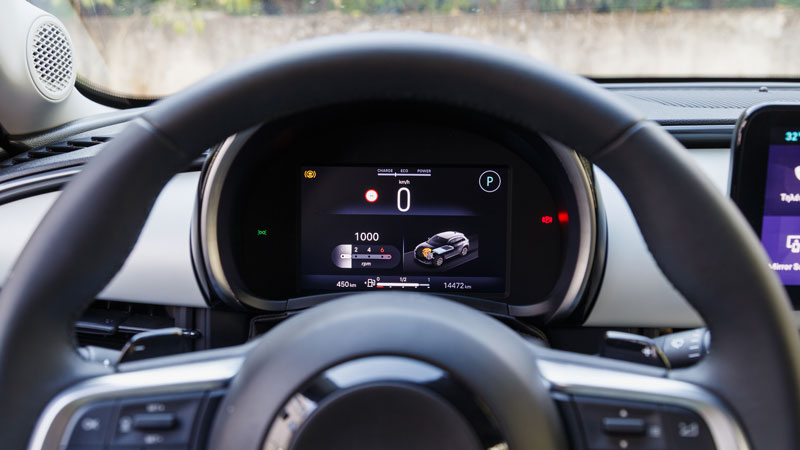 Ανετο και ευέλικτο στον δρόμο, κάνει το 100-0 σε 36,6 μέτρα