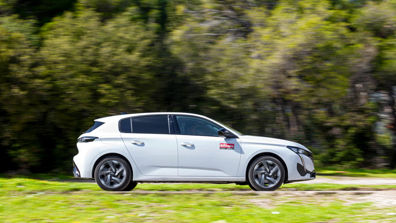 Peugeot 308 Hybrid 145 PS: Τι βαθμό παίρνει σε κατανάλωση, χώρους, επιδόσεις, εγγυήσεις;