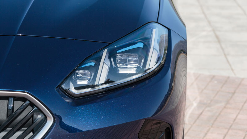 Σχεδιαστικά η BMW 220 Gran Coupe παντρεύει τα coupe με τα sedan