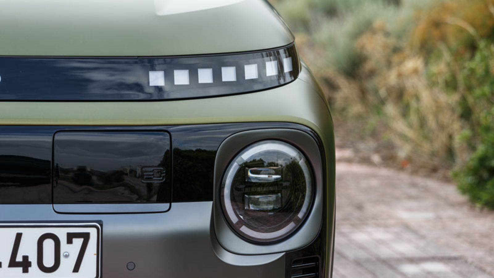 Τα εμπρός φανάρια του Hyundai Inster Cross