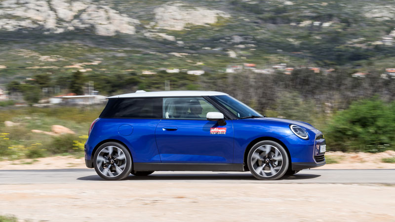 Έχει 218 άλογα, 0-100 χλμ/ώρα σε 6,5 δλ. και με μία φόρτιση κάνεις 320 χλμ