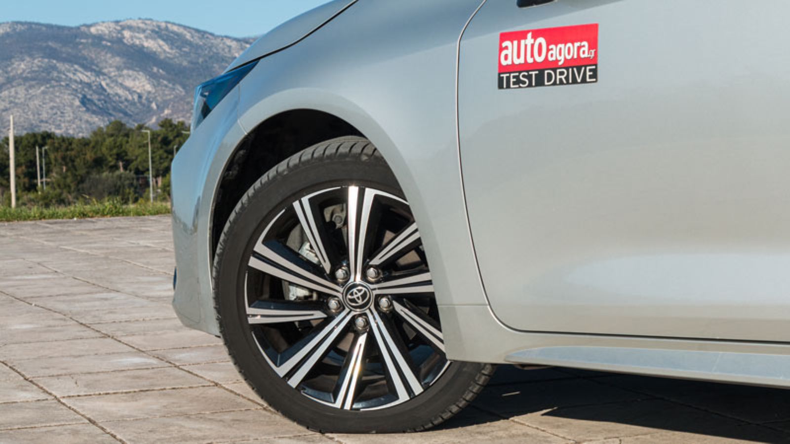 Η ζάντα της Toyota Corolla Hybrid