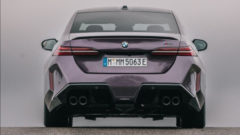 Οδηγούμε τη νέα BMW M5