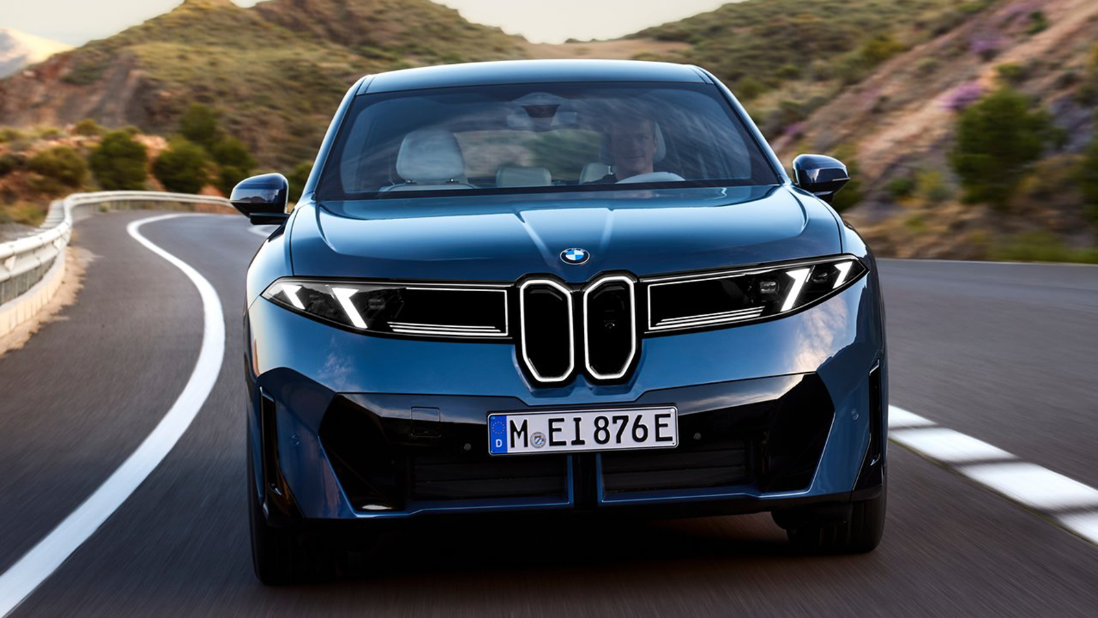 Πόσο κοστίζει η νέα iX3 και η M2 CS των 530 ίππων;