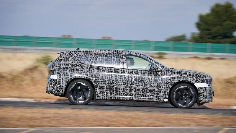 Οδηγούμε την BMW iX3 Neue Klasse