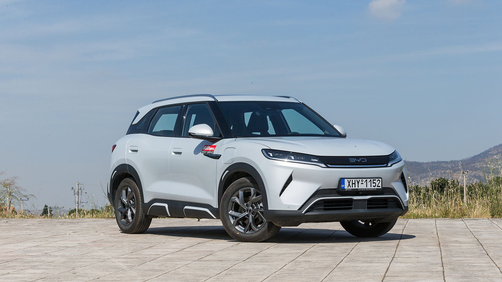 Byd Atto 2. Πόσο καλό είναι σε εξοπλισμό άνεσης και ασφάλειας.