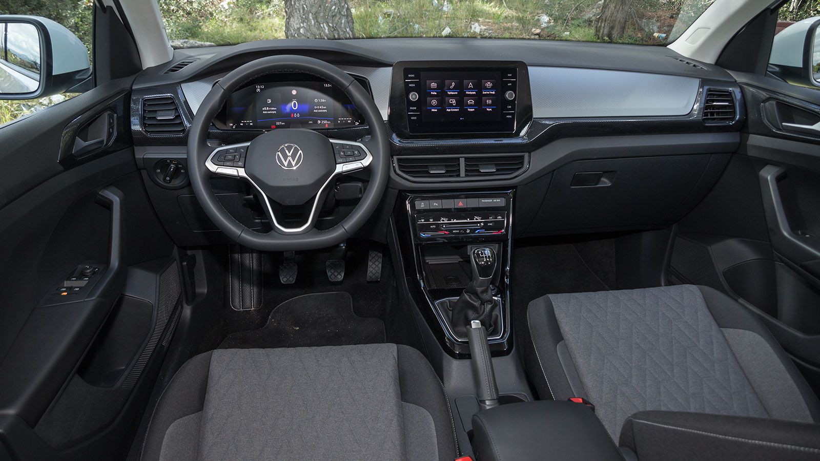 Citroen C3 Aircross VS Volkswagen T-cross. Ποιο ξεχωρίζει σε εξοπλισμό ασφάλειας και άνεσης.