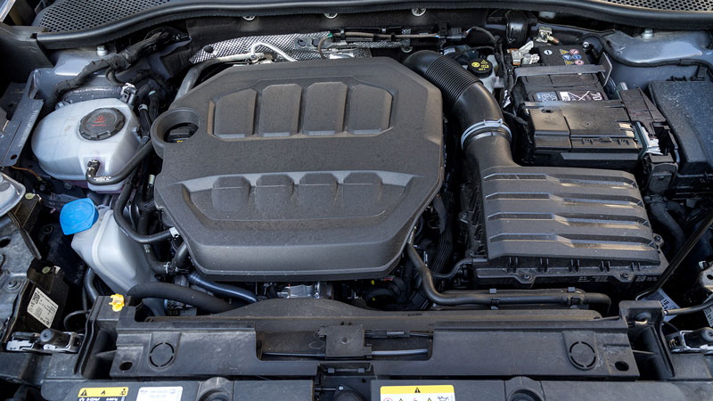 Cupra Formentor. Τι βαθμό παίρνει σε κατανάλωση, χώρους, επιδόσεις, εγγυήσεις.