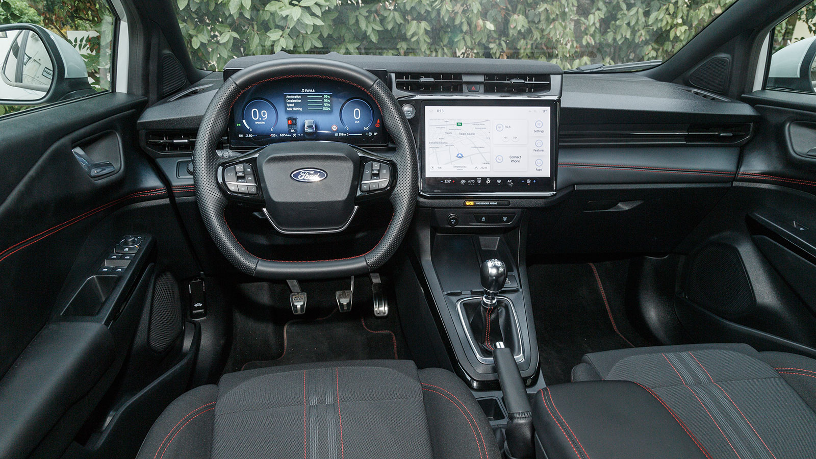 Ford Puma VS Renault Captur. Ποιο ξεχωρίζει σε εξοπλισμό ασφάλειας και άνεσης.