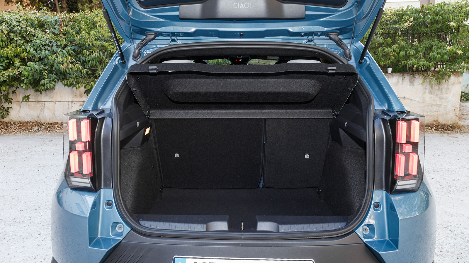 Fiat Grande Panda. Τι βαθμό παίρνει σε κατανάλωση, χώρους, επιδόσεις, εγγυήσεις.