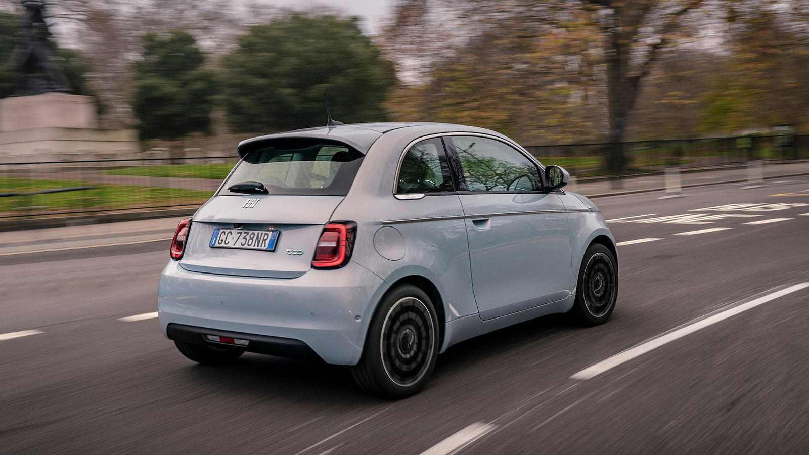 Hyundai Inster LR 115 PS VS Fiat 500e 118 PS