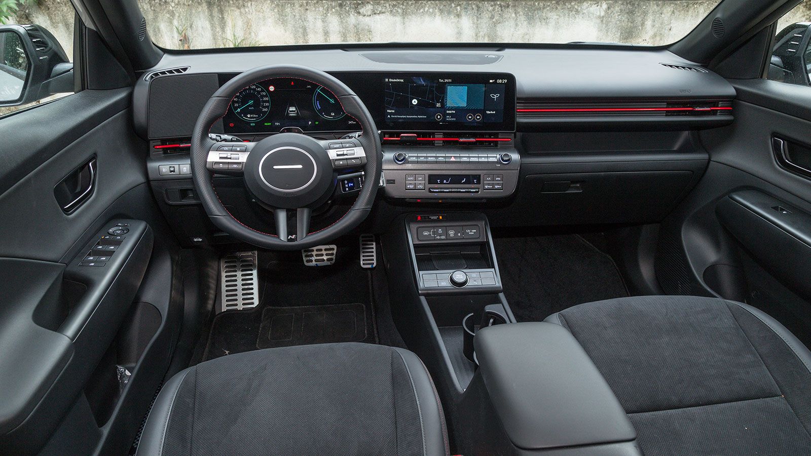 Alfa Romeo Tonale VS Hyundai Kona. Ποιο ξεχωρίζει σε εξοπλισμό ασφάλειας και άνεσης.