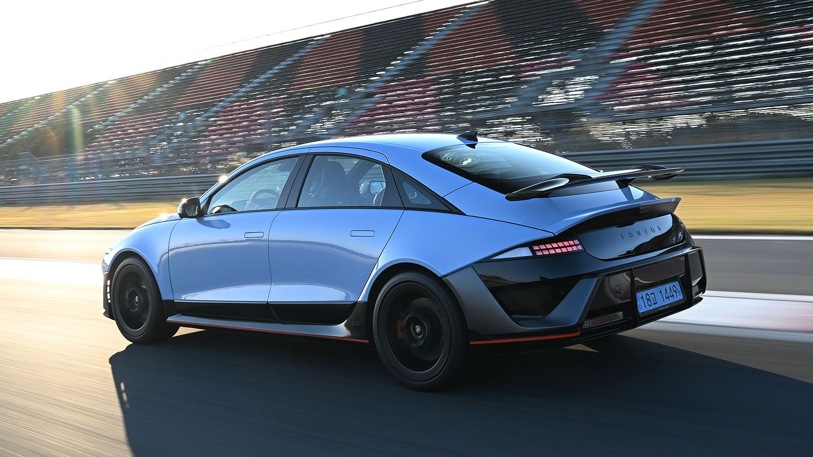  Hyundai Ioniq 6 N: Πρώτη επαφή με το σκληροπυρηνικό ηλεκτρικό sedan