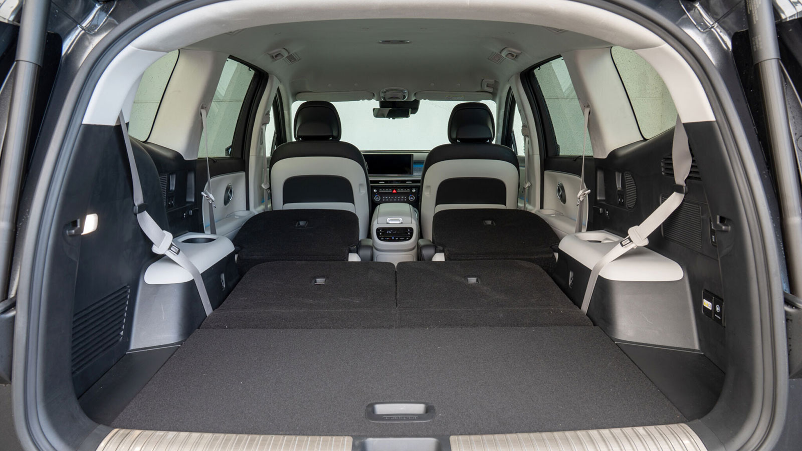 Hyundai Ioniq 9: Οδηγούμε την ηλεκτρική ναυαρχίδα της Hyundai