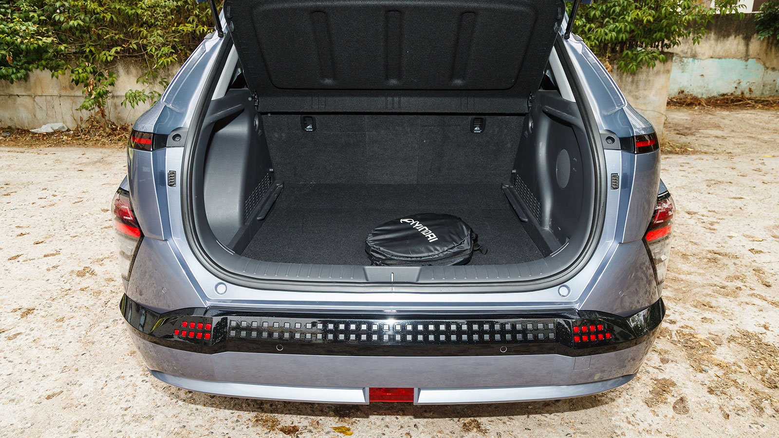 Hyundai Kona. Τι βαθμό παίρνει σε κατανάλωση, χώρους, επιδόσεις, εγγυήσεις.