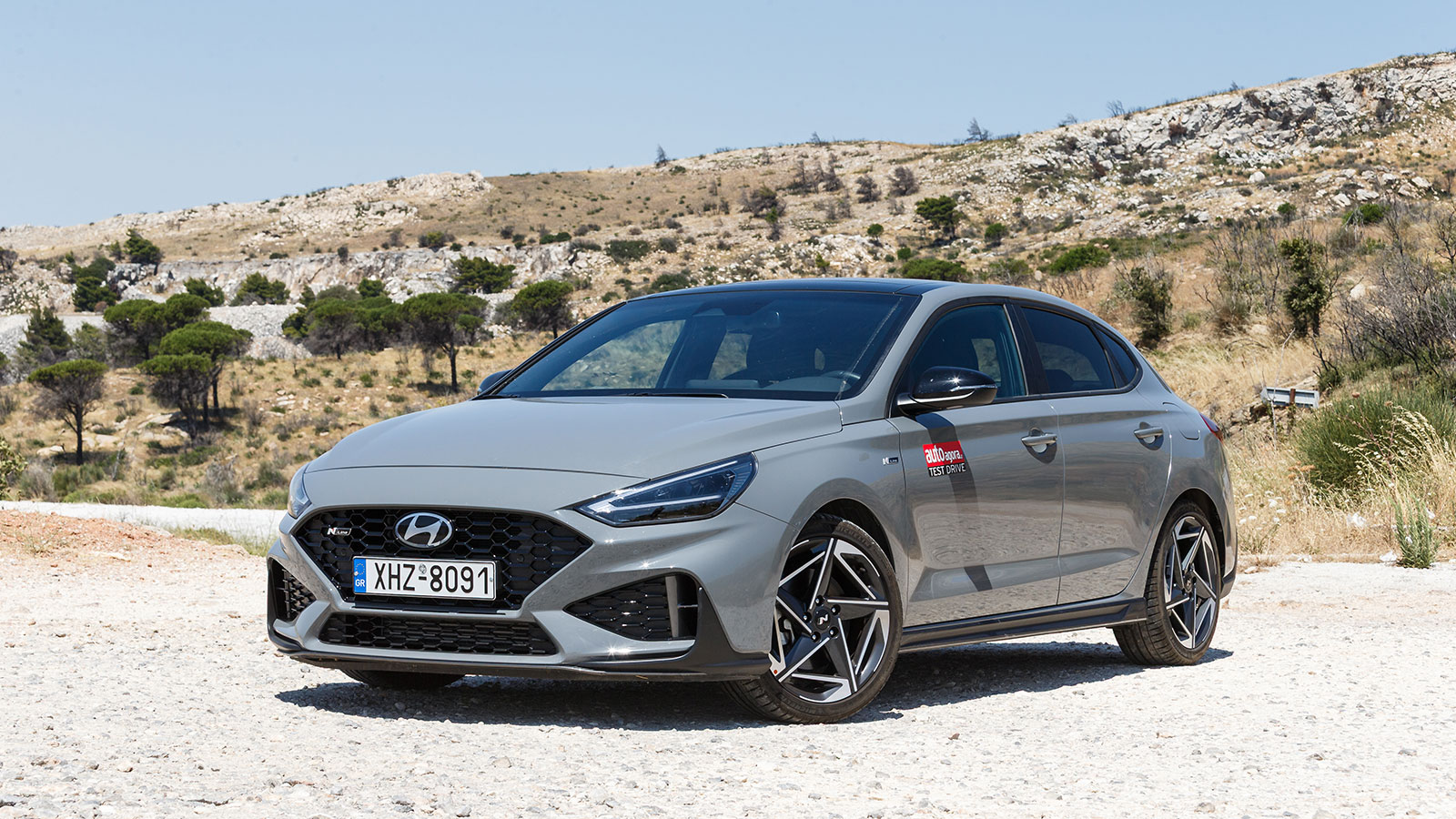 Hyundai I30 Fastback. Πόσο καλό είναι σε εξοπλισμό άνεσης και ασφάλειας.