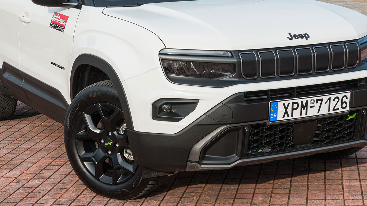 Ελαφρώς διαφορετικές ζάντες, με σχέδια που δίνουν έμφαση στο off-road προφίλ.