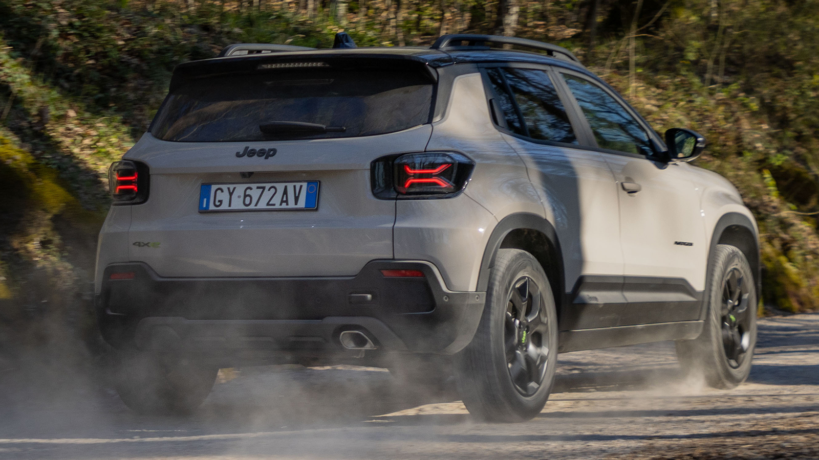 Αυτές είναι οι τιμές του τετρακίνητου Jeep Avenger 4xe στην Ελλάδα