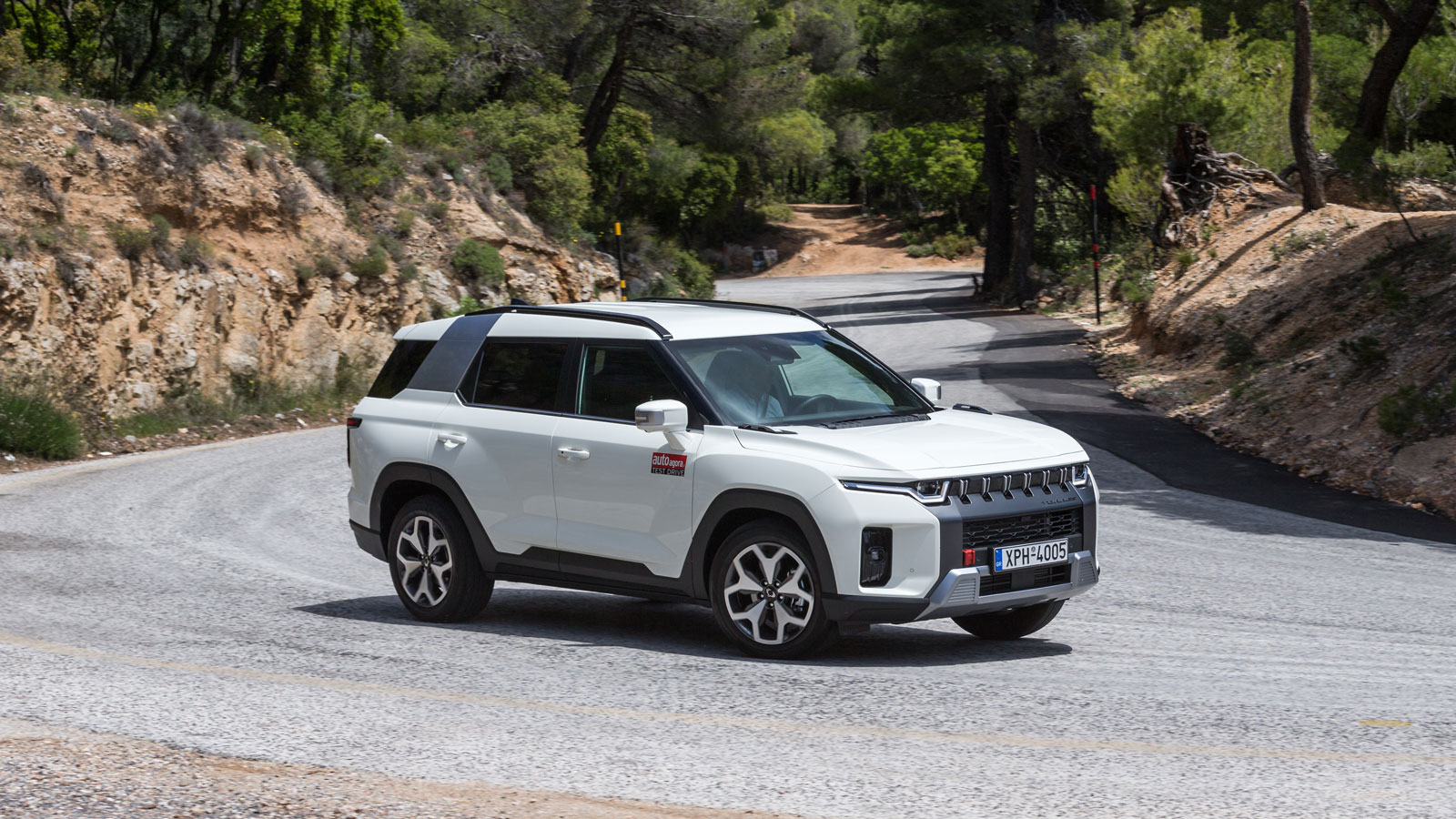 Πρόκειται για ένα SUV μεγάλων διαστάσεων, που θέλει να ξεχωρίσει με off-road, περιπετειώδη χαρακτήρα.