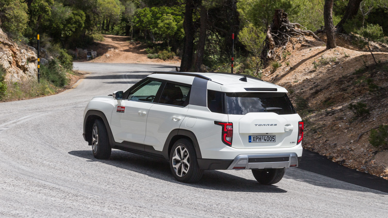 Με τιμή τόσο χαμηλή που ανταποκρίνεται στο εύρος τιμών μικρότερης κατηγορίας.