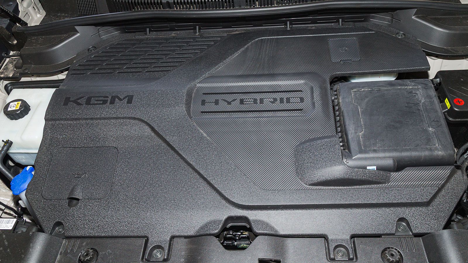 Kgm Torres. Τι βαθμό παίρνει σε κατανάλωση, χώρους, επιδόσεις, εγγυήσεις.