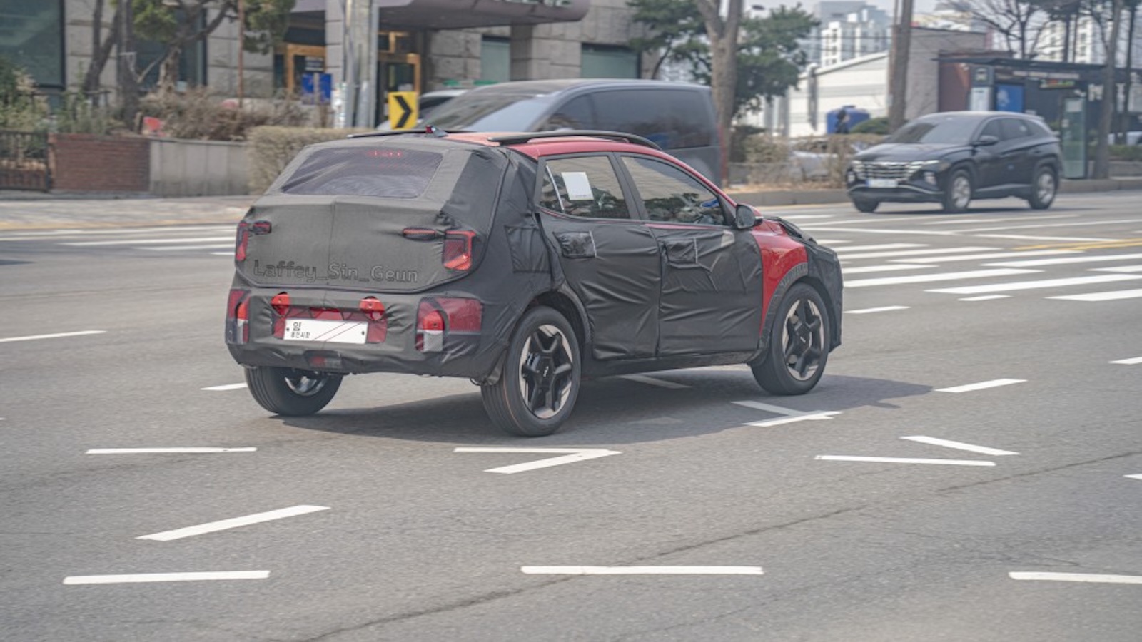 Kia Stonic 2026: Η μεγάλη επιστροφή με νέο look και high-tech εξοπλισμό