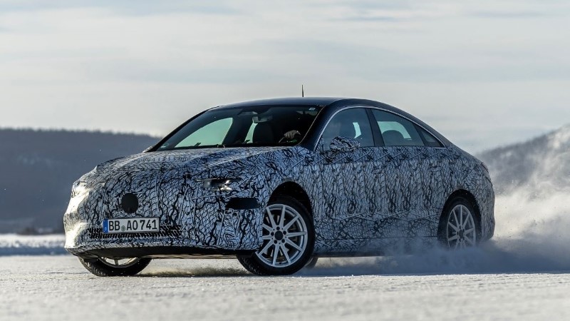 Οδηγούμε τη νέα Mercedes CLA