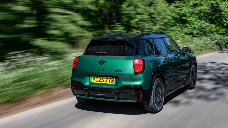 Οδηγούμε το Mini JCW Aceman