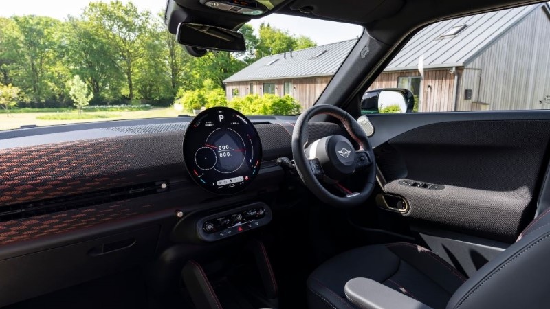 Το Mini JCW Aceman της δοκιμής ήταν αγγλικό