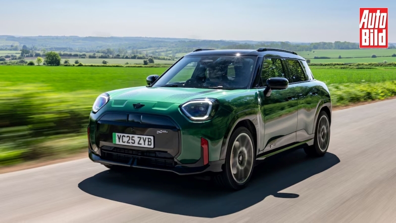 Mini JCW Aceman: Οδηγούμε τη σπορ έκδοση του νέου Mini