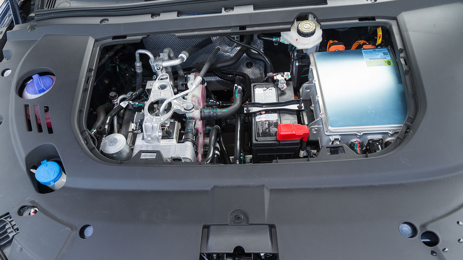 Omoda 5 Ev. Τι βαθμό παίρνει σε κατανάλωση, χώρους, επιδόσεις, εγγυήσεις.