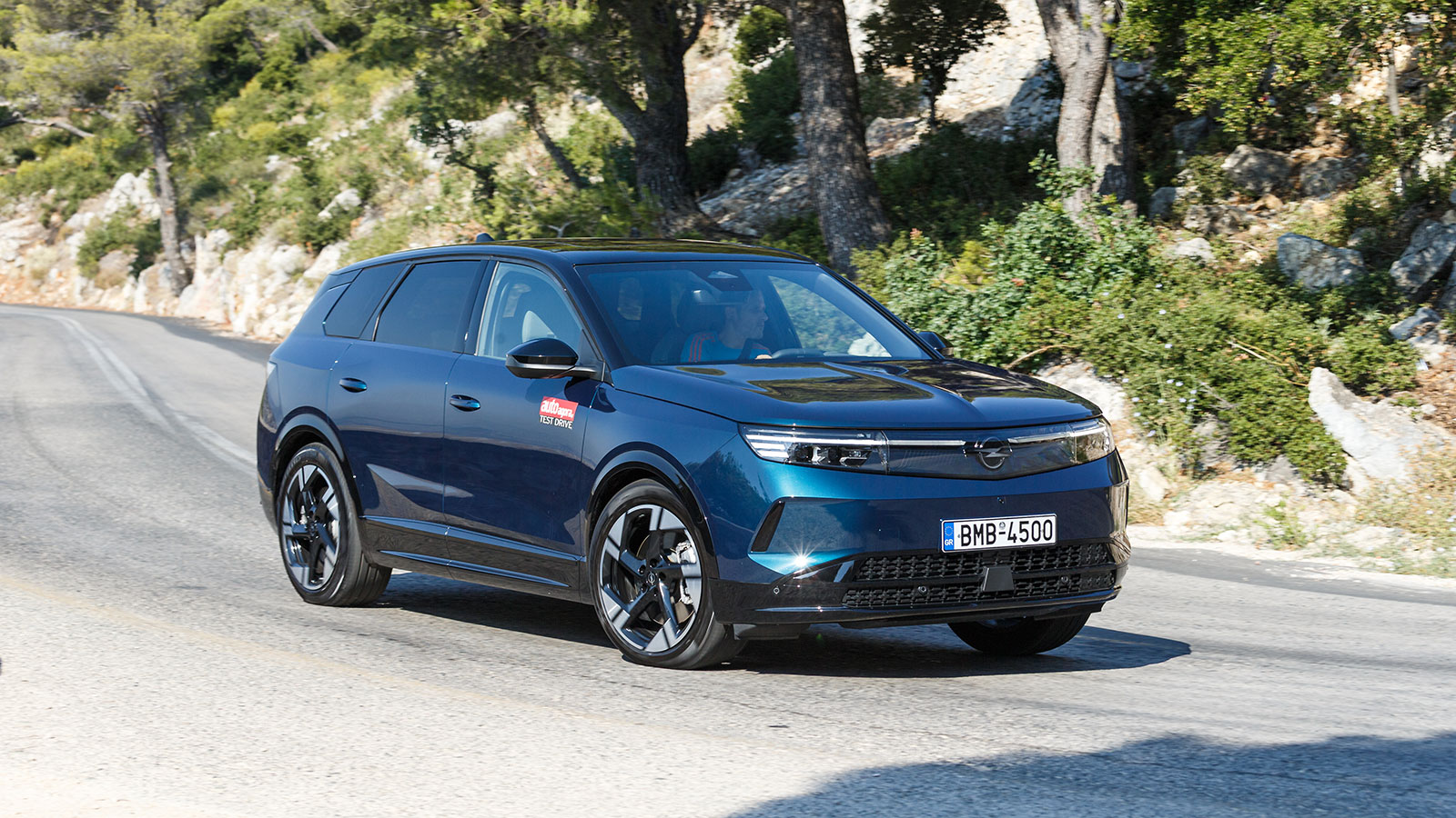 Δοκιμάζουμε και βαθμολογούμε το Opel Grandland Electric.