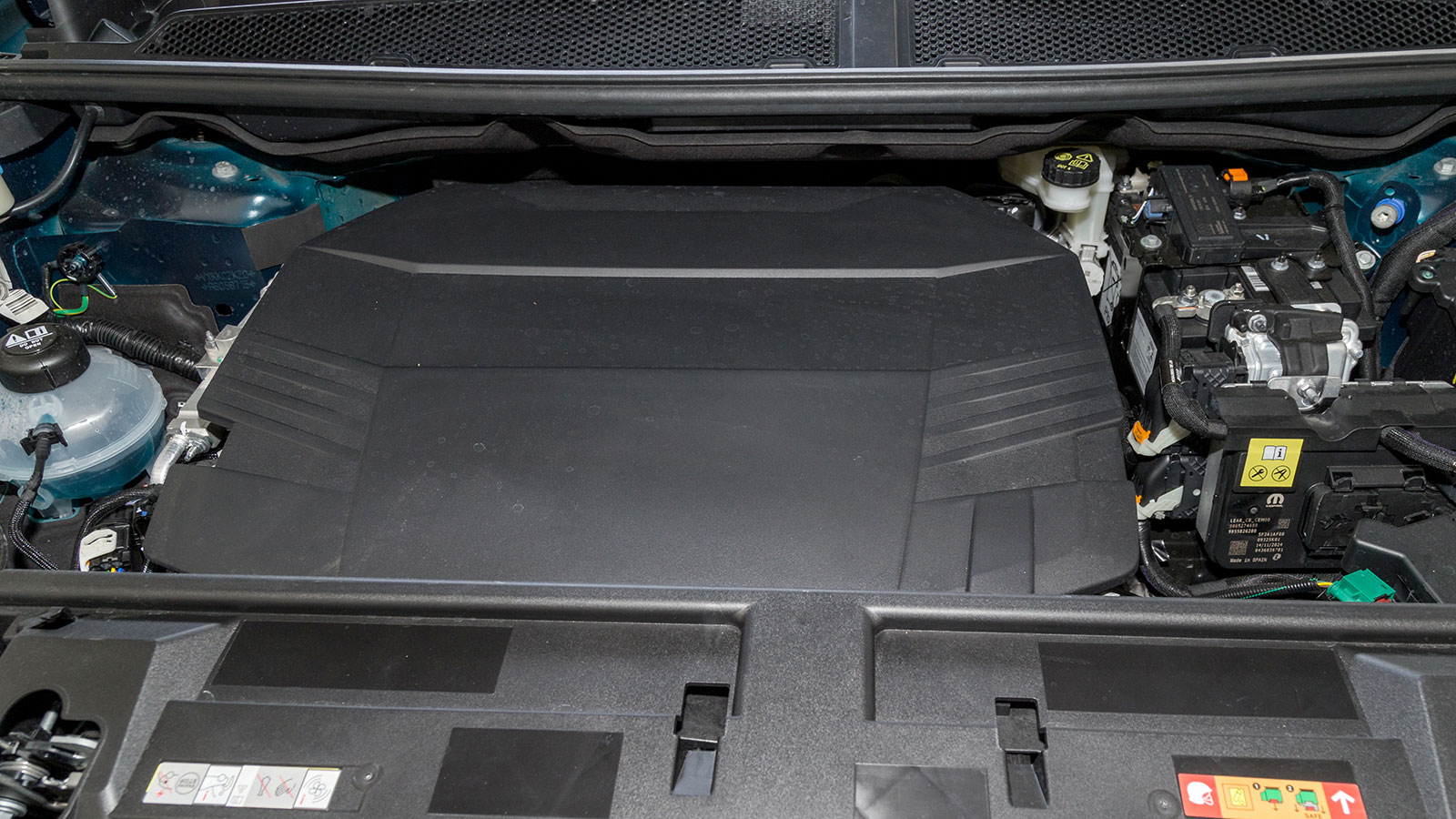 Opel Grandland. Τι βαθμό παίρνει σε κατανάλωση, χώρους, επιδόσεις, εγγυήσεις.