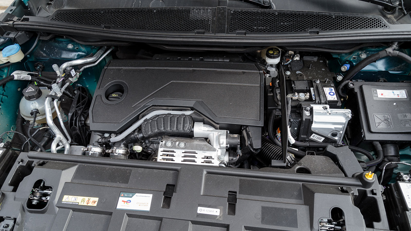 Opel Grandland. Τι βαθμό παίρνει σε κατανάλωση, χώρους, επιδόσεις, εγγυήσεις.