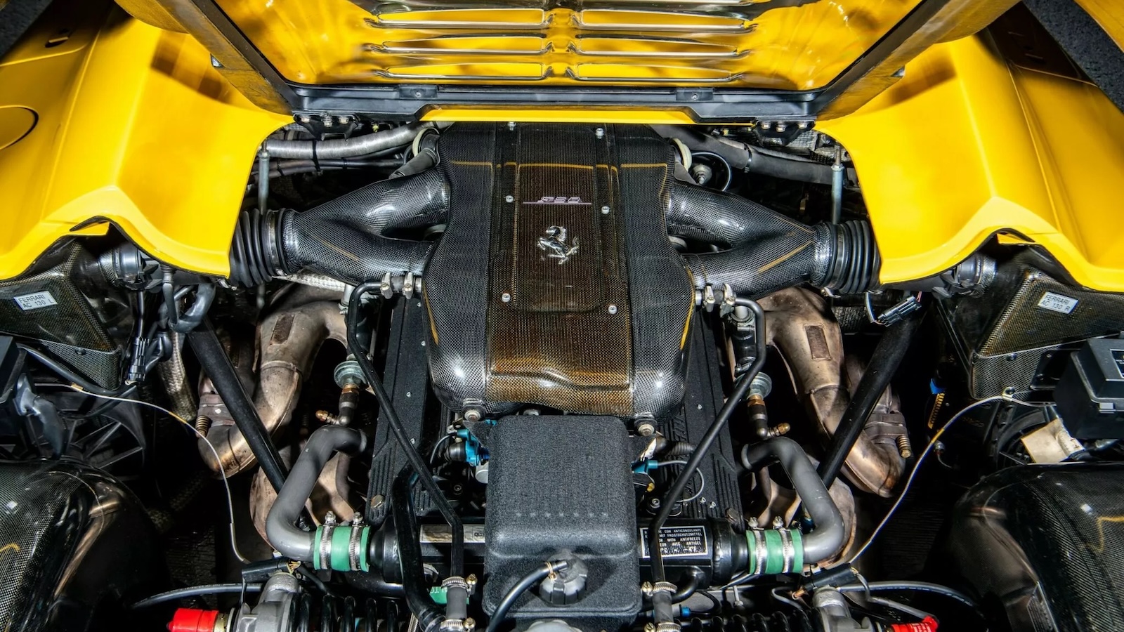 Κίτρινη Ferrari έσπασε όλα τα ρεκόρ σε δημοπρασία