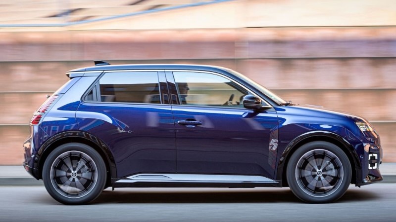 Οδηγούμε το Renault 5 E-Tech