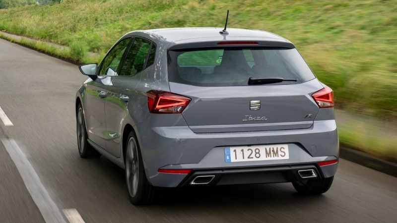Οδηγούμε το Seat Ibiza FR