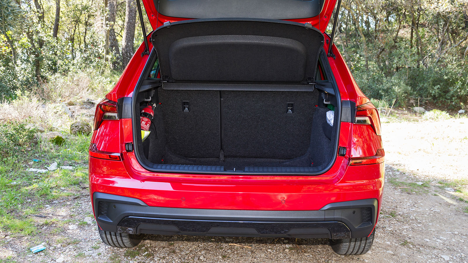 Skoda Kamiq. Τι βαθμό παίρνει σε κατανάλωση, χώρους, επιδόσεις, εγγυήσεις.