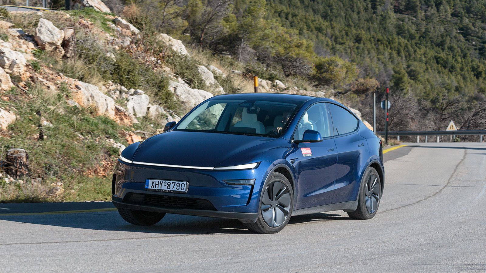 Δοκιμάζουμε και βαθμολογούμε το Tesla Model Y Juniper RWD LR 340 PS.