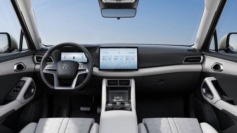 Ευρωπαϊκό ντεμπούτο για το ΒYD Atto 2 με 177 άλογα 