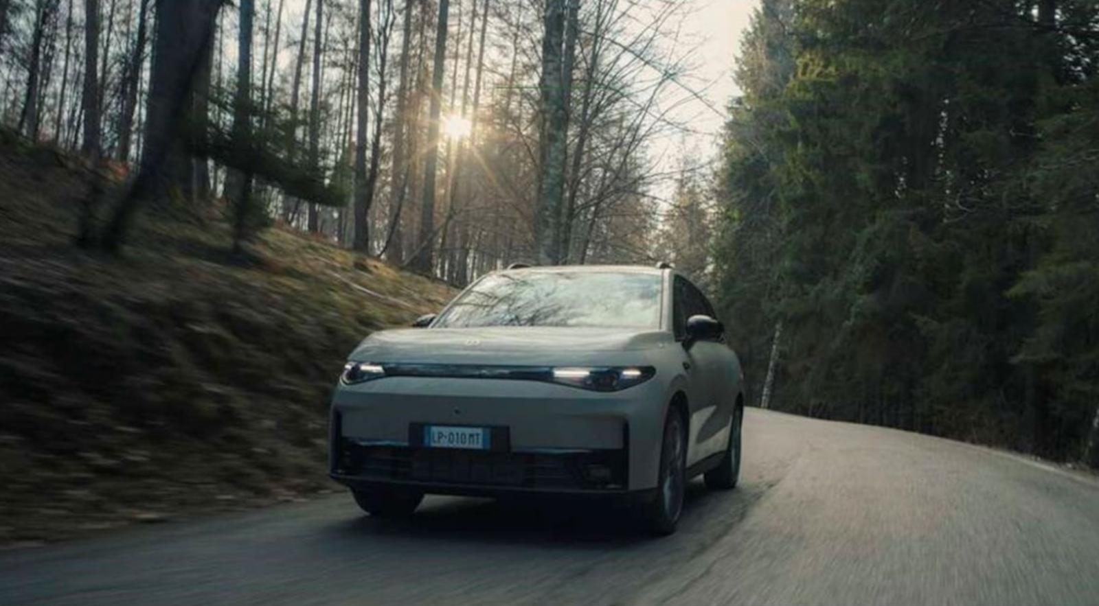 Leapmotor C10 AWD: Η νέα εποχή της κινεζικής ηλεκτροκίνησης ξεκινά στη Ζυρίχη