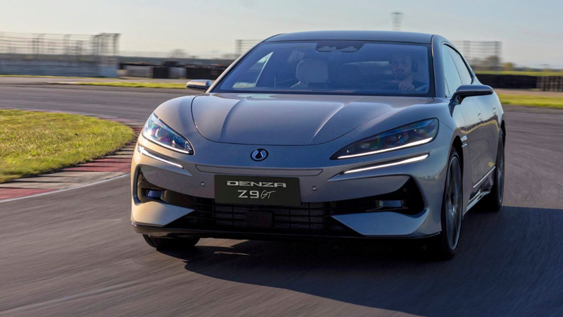 Denza Z9 GT: Οδηγούμε το πολυτελές station wagon από την Κίνα